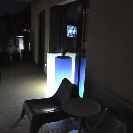 Designomania Deluxe Sauna